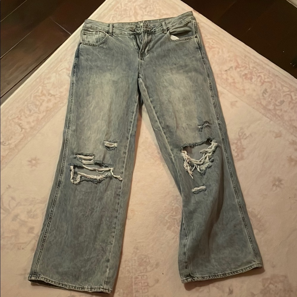 Distressed Light Blue Women's Jeans